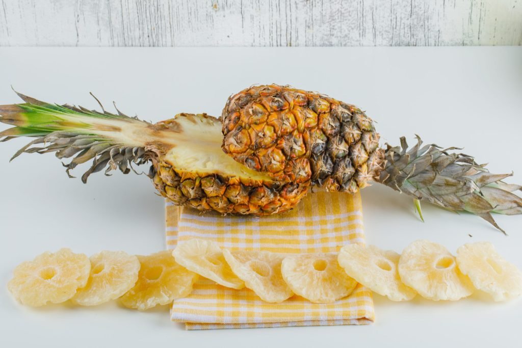 Pineapple with candied rings kitchen towel