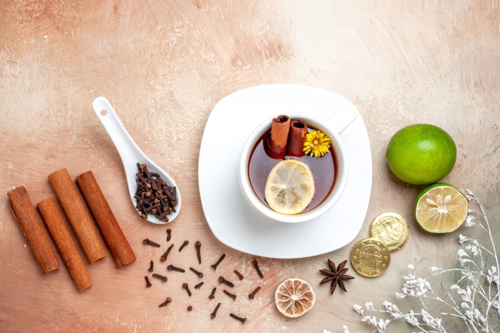 Herbal teas to get relieved from bloated stomach and gas trouble.