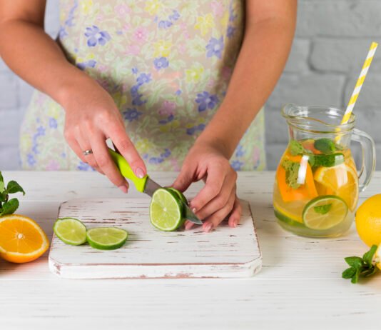 7 detox drinks that boost metabolism in summer to lose weight