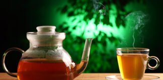 How is Decaffeinated Tea Good for you? The Top Caffeine-Free Teas for You