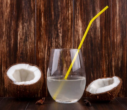 Coconut Water vs. Sugarcane Juice: Which is healthier?