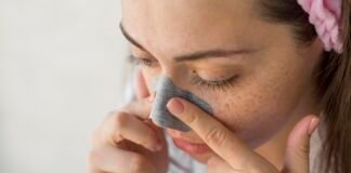 What are Deep Blackheads? How to Get Rid of Them Professionally or at Home?