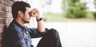 Seasonal Depression or Seasonal Affective Disorder (SAD): Causes and How to Manage It