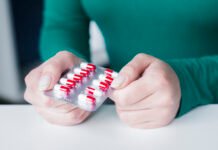 Statins: Uses, Risks, and Side Effects